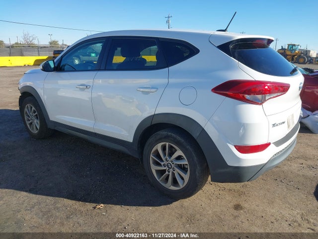 Hyundai TUCSON SE 2017 KM8J23A42HU549250 Image 3