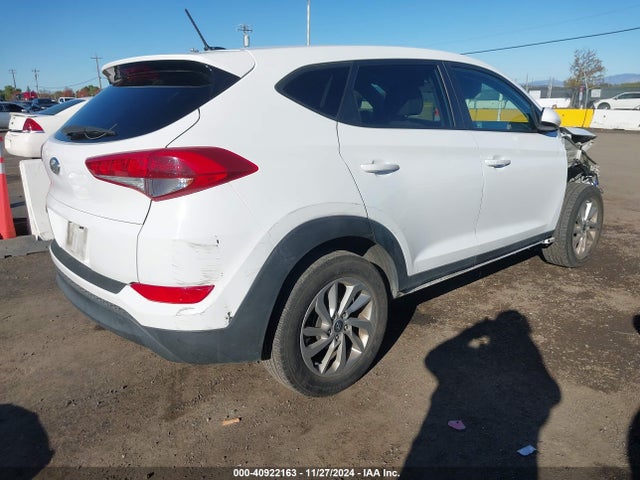 Hyundai TUCSON SE 2017 KM8J23A42HU549250 Image 4