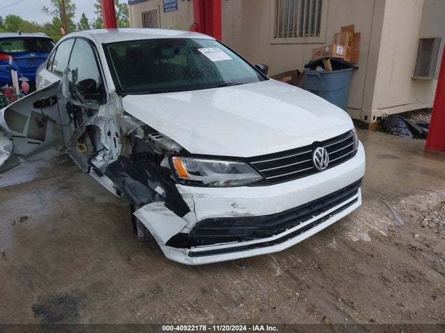 2016 3VW267AJXGM333057 главное изображение