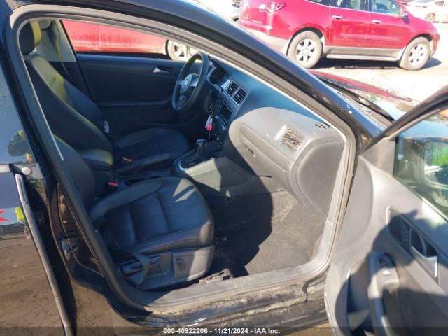 3VWD17AJ4EM365930 Volkswagen Jetta 1.8t Se