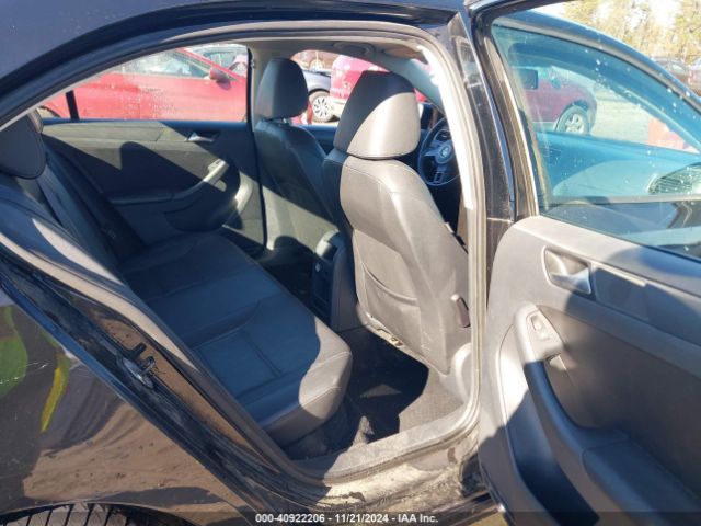 3VWD17AJ4EM365930 Volkswagen Jetta 1.8t Se