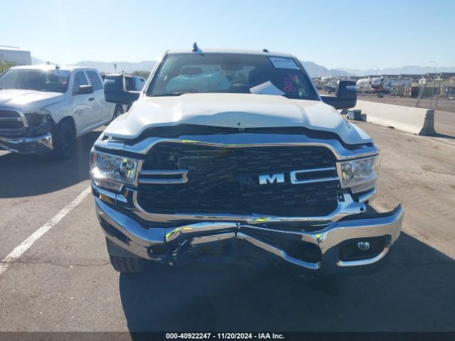 3C6UR5DL7RG296286 RAM 2500 Big Horn  4x4 6'4 Box