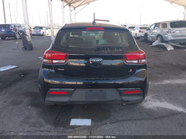 3KPA25AD8ME424407 KIA Rio 5-door S