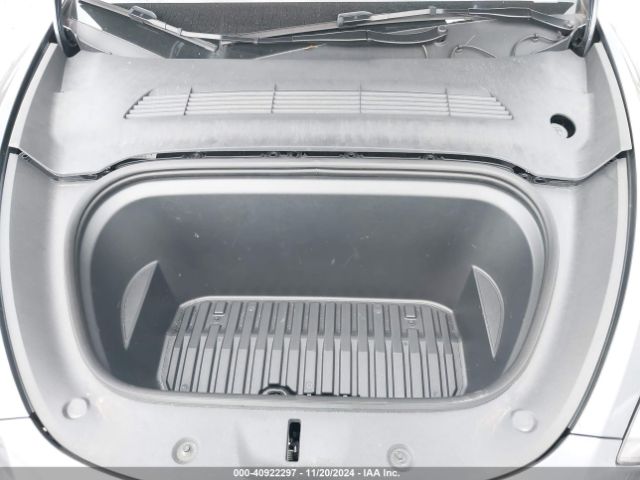 2023 TESLA MODEL Y 7SAYGDEE0PA194633 Photo 9