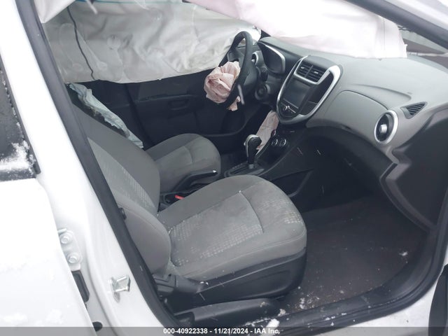 1G1JG6SH5H4173693 Chevrolet Sonic Lt Auto