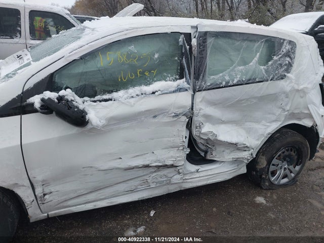 1G1JG6SH5H4173693 Chevrolet Sonic Lt Auto