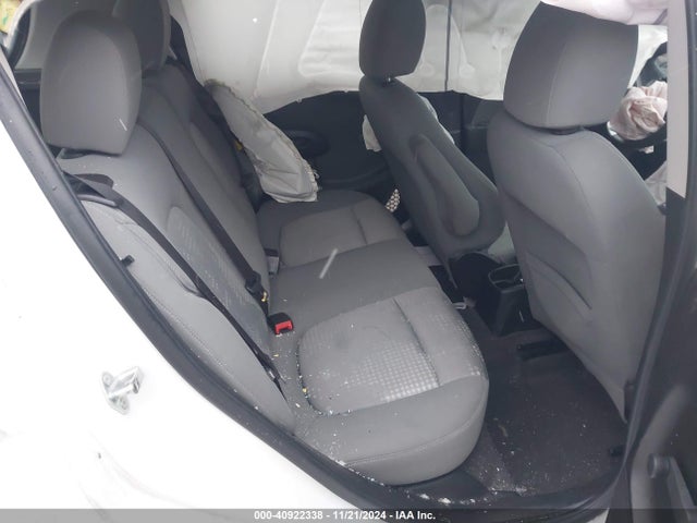 1G1JG6SH5H4173693 Chevrolet Sonic Lt Auto