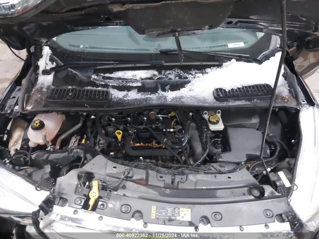 Ford ESCAPE SE 2019 1FMCU9GD0KUB61390 Image 10