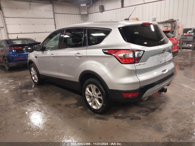 Ford ESCAPE SE 2017 1FMCU9G92HUD59215 Image 3