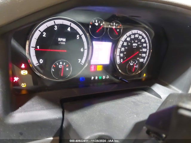 2011 RAM 1500 1D7RV1CT7BS530922 Photo 6