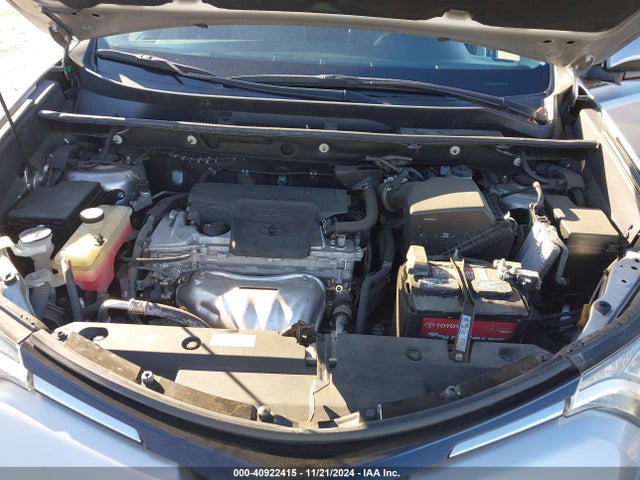 Toyota Rav4 Xle 2016 2T3WFREV0GW255125 Image 10
