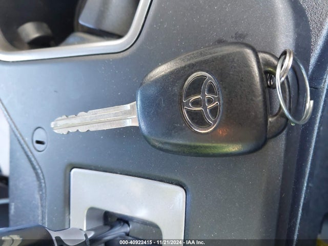 Toyota Rav4 Xle 2016 2T3WFREV0GW255125 Image 11