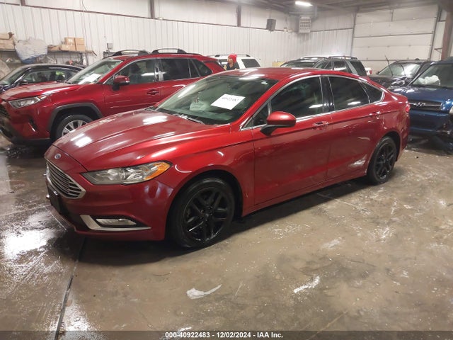 40922483 :رقم المزاد ، 3FA6P0H76JR126975 vin ، 2018 Ford Fusion Se مزاد بيع