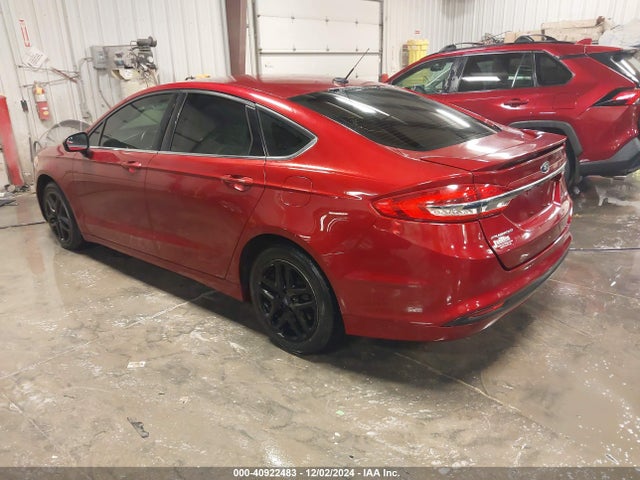 40922483 :رقم المزاد ، 3FA6P0H76JR126975 vin ، 2018 Ford Fusion Se مزاد بيع