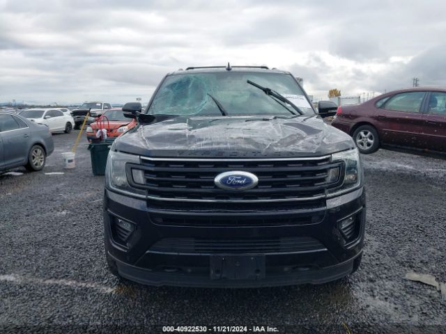 1FMJU2AT8KEA17501 Ford Expedition Limited