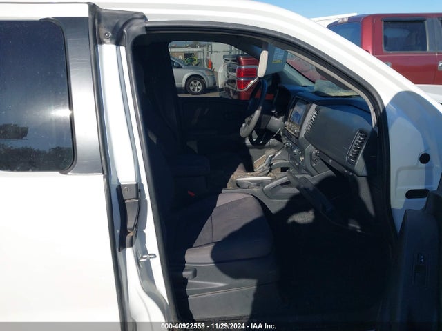 1N6ED1CM9RN609311 Nissan Frontier S 4x4