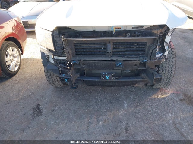 1N6ED1CM9RN609311 Nissan Frontier S 4x4