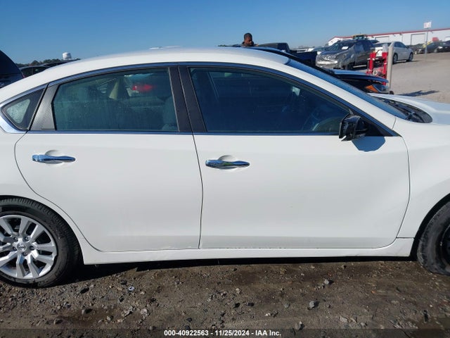 Nissan Altima 2.5 S 2017 1N4AL3APXHC177311 Image 13
