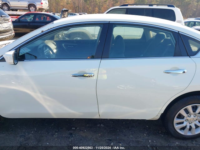 Nissan Altima 2.5 S 2017 1N4AL3APXHC177311 Image 14