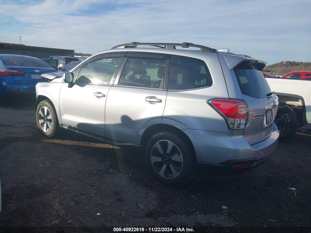JF2SJARC7HH807123 Subaru Forester 2.5i Limited