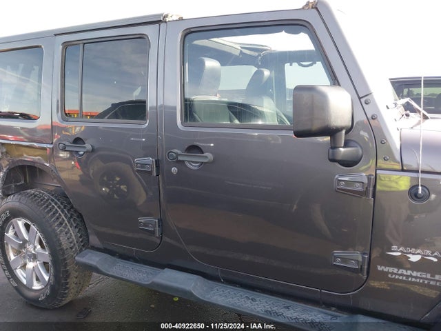 1C4BJWEG4GL244015 Jeep Wrangler Unlimited Sahara
