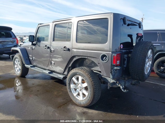 1C4BJWEG4GL244015 Jeep Wrangler Unlimited Sahara