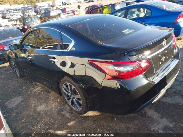 Nissan Altima 2.5 Sr 2017 1N4AL3AP3HC131044 Image 3
