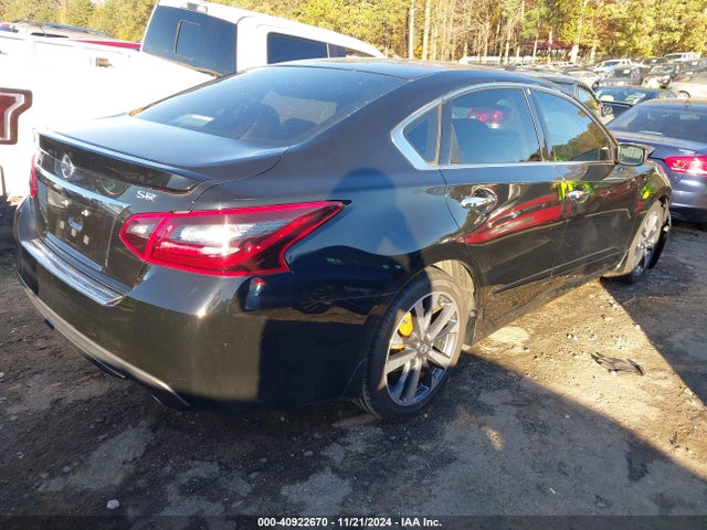 Nissan Altima 2.5 Sr 2017 1N4AL3AP3HC131044 Image 4