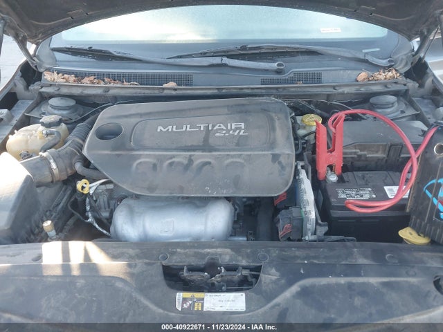 1C3CCCAB7FN675785 Chrysler 200 Limited