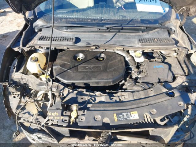 1FMCU0G90JUB49083 Ford ESCAPE SE