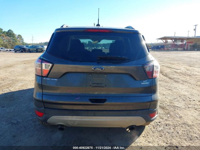 1FMCU0G90JUB49083 Ford ESCAPE SE