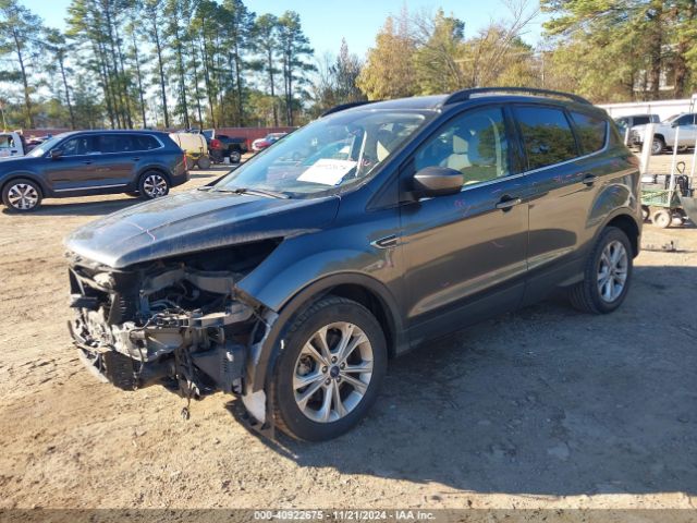 1FMCU0G90JUB49083 Ford ESCAPE SE
