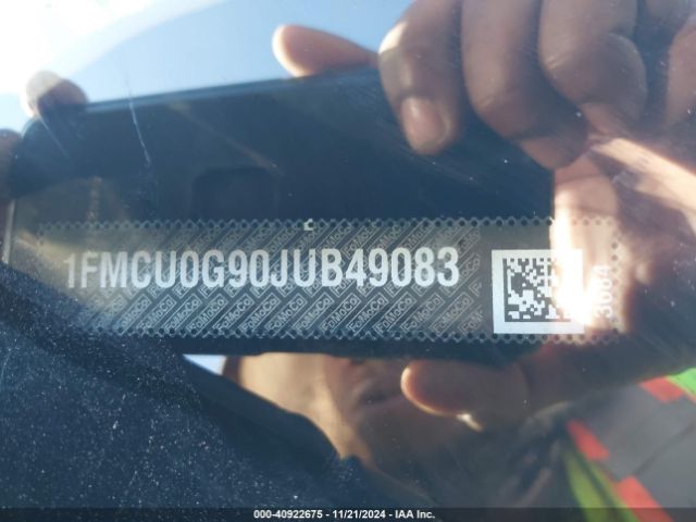 1FMCU0G90JUB49083 Ford ESCAPE SE