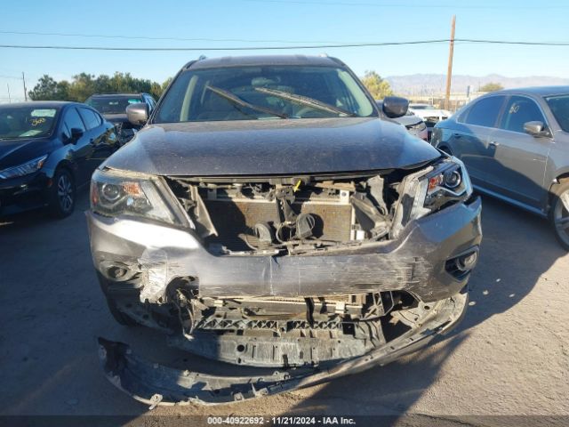 5N1DR2MNXKC648869 Nissan Pathfinder S