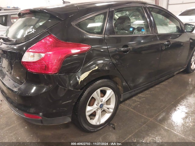 Ford Focus 2014 1FADP3K25EL318740 Image 18