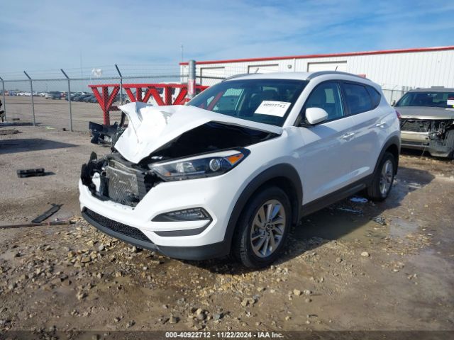 KM8J33A45GU149422 Hyundai TUCSON SE