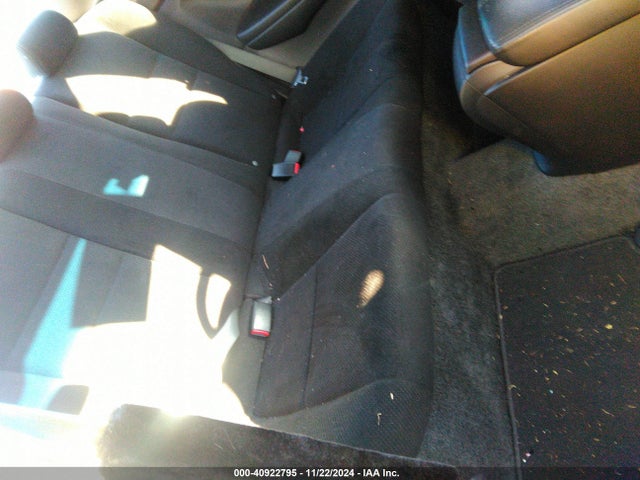 Auction sale of the 2012 Honda Accord 2.4 Ex, vin: 1HGCS1B77CA010872, lot number: 40922795