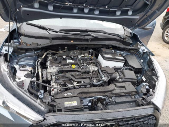 7MUCAAAG7RV086581 Toyota Corolla Cross Le