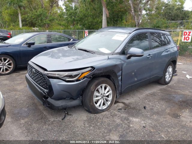 7MUCAAAG7RV086581 Toyota Corolla Cross Le