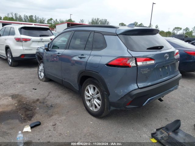 7MUCAAAG7RV086581 Toyota Corolla Cross Le