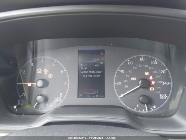 7MUCAAAG7RV086581 Toyota Corolla Cross Le