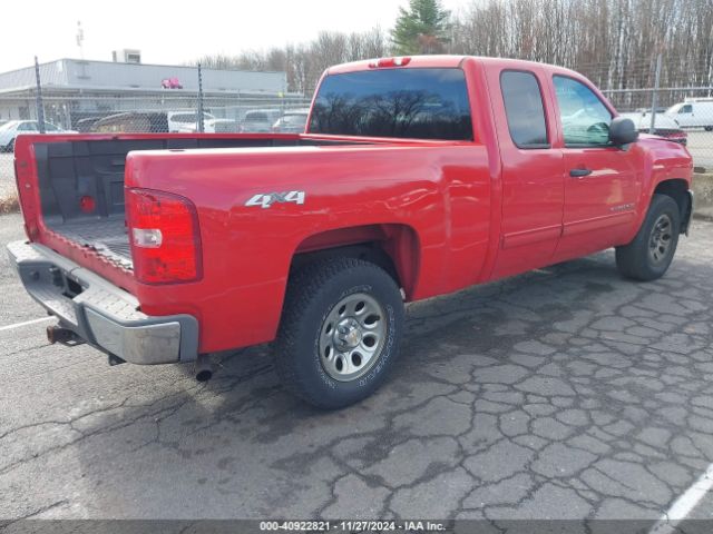 2013 CHEVROLET SILVERADO 1500 1GCRKSEA2DZ209465 Photo 3
