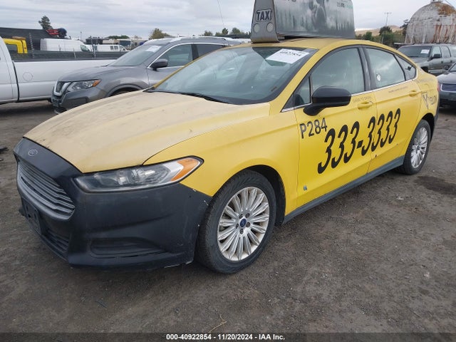 Ford Fusion Hybrid S 2014 3FA6P0UU1ER359339 Image 2