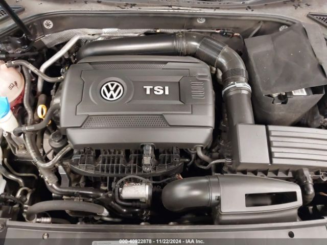 1VWAT7A3XHC027629 Volkswagen Passat 1.8t S