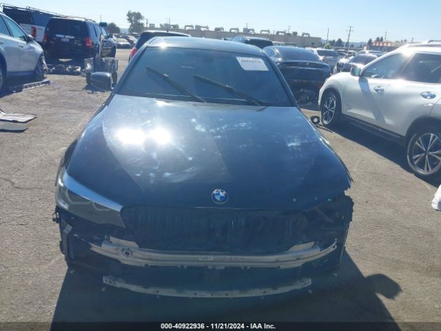 WBAJA9C5XJB250376 BMW 530e Iperformance