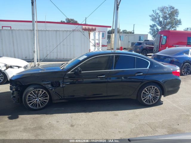 WBAJA9C5XJB250376 BMW 530e Iperformance