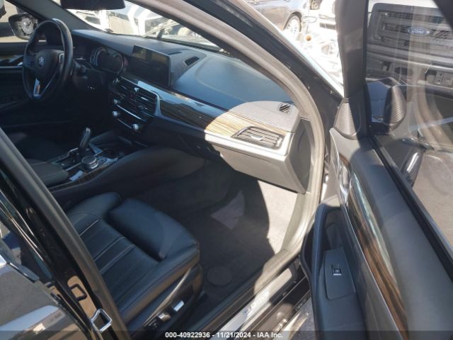 WBAJA9C5XJB250376 BMW 530e Iperformance