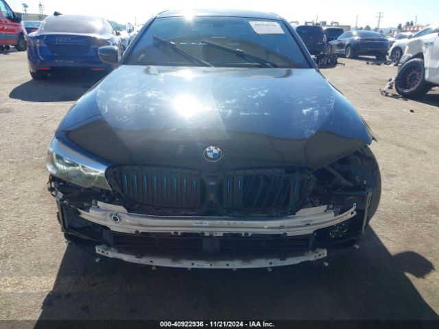 WBAJA9C5XJB250376 BMW 530e Iperformance