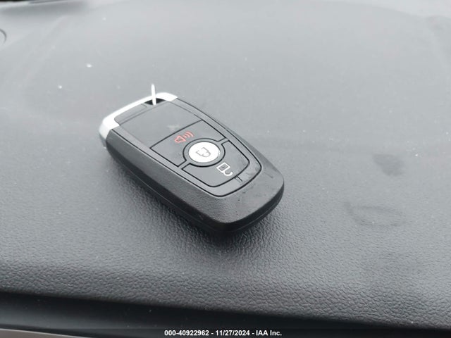 Ford ESCAPE SE 2022 1FMCU9G60NUB81032 Image 11