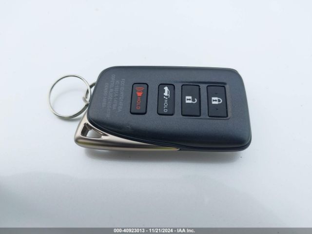 JTJGARDZ8L5013642 Lexus NX 300